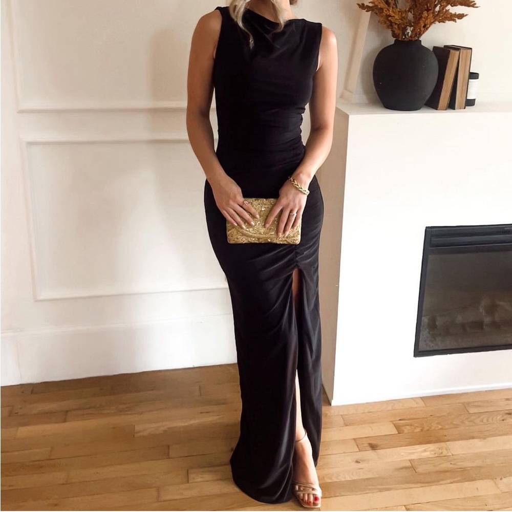 ClubLLondon black fitted floor-length gown